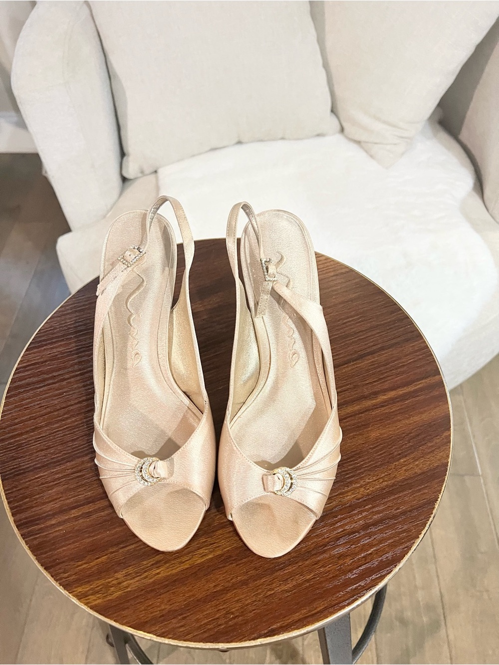 Nina New York Champagne Satin Rhinestone Slingback Heels Size 9M